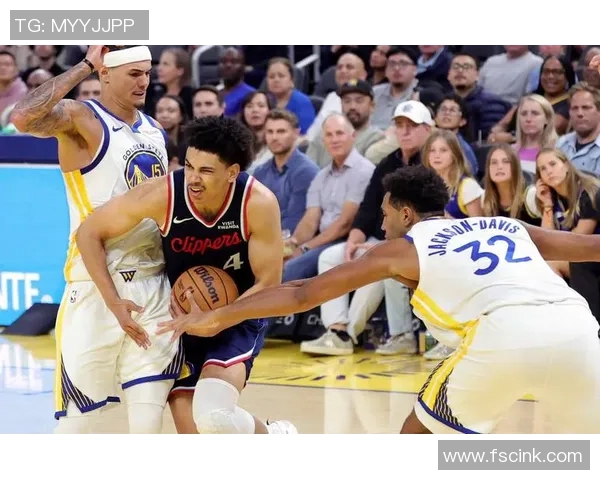 2017年NBA勇士与快船精彩直播回顾及赛况分析 2017年NBA勇士与快船精彩直播回顾及赛况分析